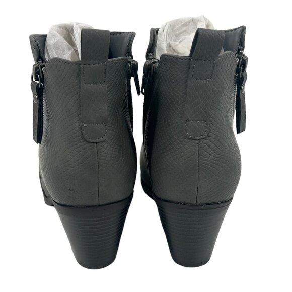 NWB JustFab Carlee Faux Leather Gray Ankle Booties - Picture 5 of 7